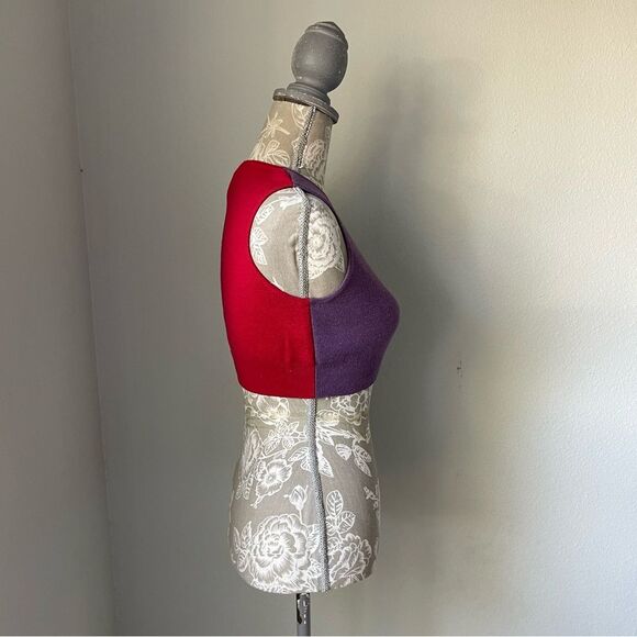 Victor Glemaud Red and Purple Colorblock Cutout Cropped Wool Tank Top - Picture 5 of 8